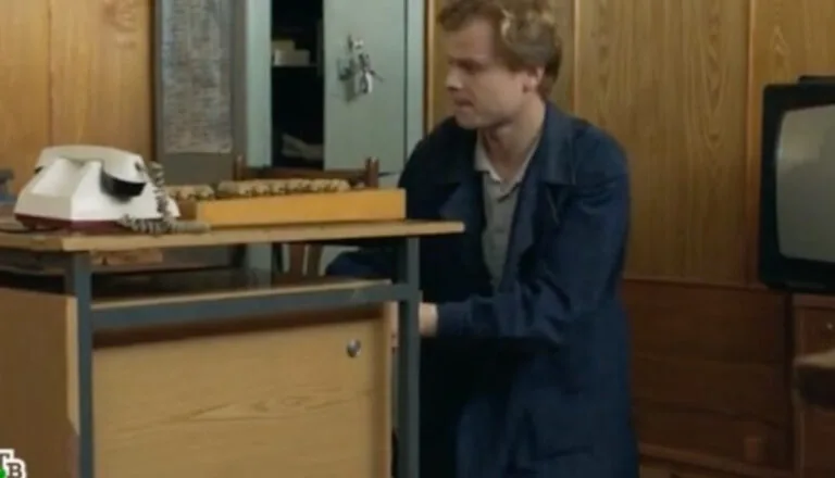 Момент из 5 серии 1 сезона