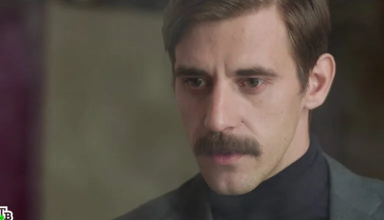 Момент из 9 серии 1 сезона