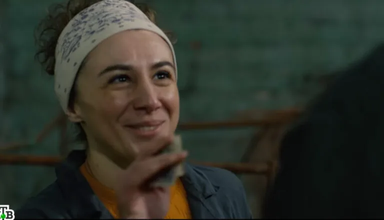 Момент из 9 серии 2 сезона